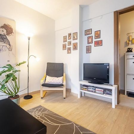 Апартаменты Flat With Balcony Near Bull Statue In Kadikoy Стамбул Экстерьер фото